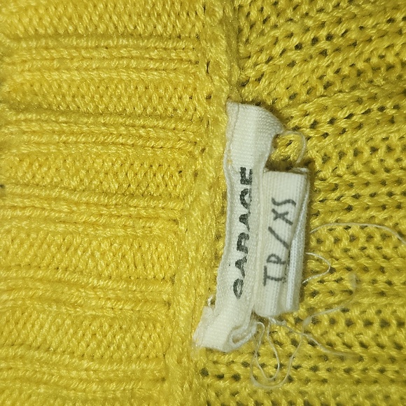 🔥Crop Top Yellow Ribbed Long-Sleeve Sweater - Picture 2 of 4